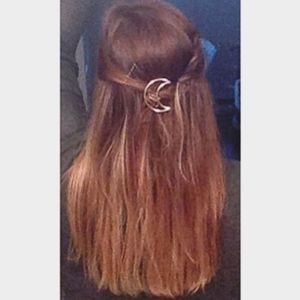 ‼️2/$15 Rose gold Half moon hair pin